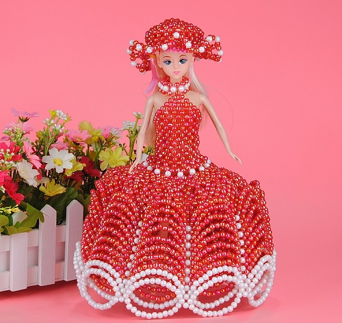 4月5日，手工加工回收項目，居家靈活就業(yè)好副業(yè)，在手工之家的好好做是怎么做？圖為勵志珠珠繡串珠手工產(chǎn)品剪影