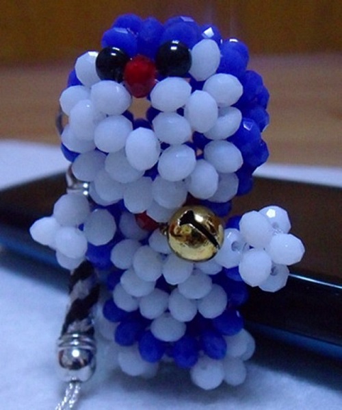 4月20日，在家可以做的兼職工作，正規(guī)手工活外發(fā)加工網(wǎng)副業(yè)，在手工之家，合作簽合同，大家都放心，圖為勵(lì)志珠珠繡串珠手工產(chǎn)品剪影