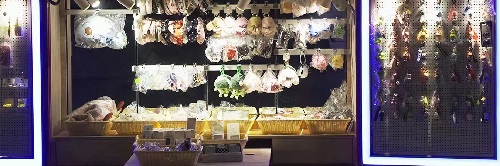 很多人會(huì)問，手工之家的移動(dòng)潮品店都對(duì)什么人開放合作？