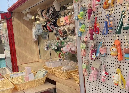很多人會(huì)問，手工之家的移動(dòng)潮品店都對(duì)什么人開放合作？