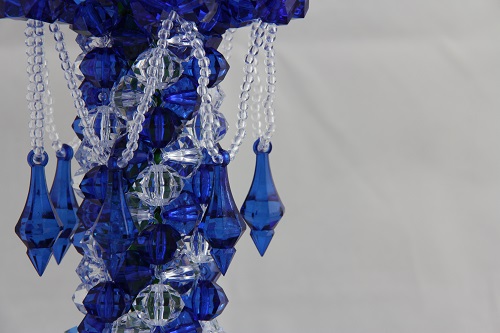 4月27日，在家里做什么可以掙錢又不用多投資，純手工項目受歡迎，手工之家的珠繡串珠項目好做在哪里，圖為勵志珠珠繡串珠手工產品剪影