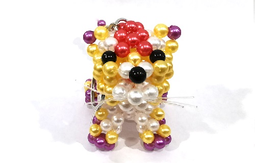 5月5日，在家兼職平臺(tái)正規(guī)的日結(jié)，靈活就業(yè)串珠手工，在手工之家，很多人一合作就是多年，圖為勵(lì)志珠珠繡串珠手工產(chǎn)品剪影