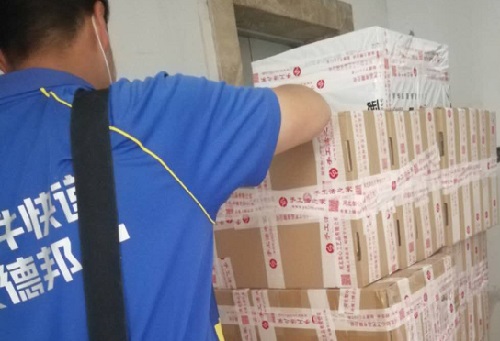 手工活外發(fā)加工正規(guī)廠家直接發(fā)貨，手工之家發(fā)送的材料每次一樣嗎？