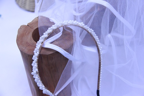 5月19日，手工活兼職招聘信息，正規(guī)可靠的手工項目，手工之家手工事業(yè)全面發(fā)展成果加工人員共享，圖為勵志珠珠繡串珠手工產(chǎn)品剪影