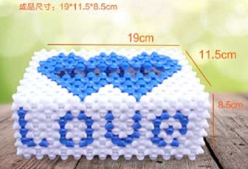 5月20日，哪里可以做手工活兼職，靈活就業(yè)好選擇，手工之家的良好服務(wù)讓大家合作無(wú)憂，圖為勵(lì)志珠珠繡串珠手工產(chǎn)品剪影