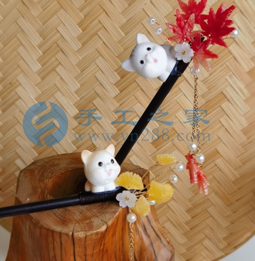 6月4日，手工活接單正規(guī)平臺(tái)，拿回家做的手工項(xiàng)目，可以開飾品加工廠，手工之家讓大家居家手工掙錢有底氣，圖為勵(lì)志珠珠繡串珠手工產(chǎn)品剪影