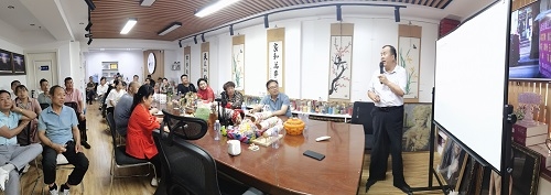 飾品加工廠+移動(dòng)潮品店，讓大家一起做手工掙錢 ------ 記石家莊項(xiàng)目考察團(tuán)隊(duì)到手工之家考察合作