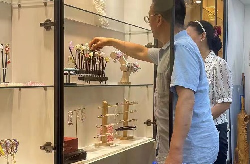 有朋自遠(yuǎn)方來，只為手工而相聚 ------ 記石家莊和甘肅的朋友來到手工之家學(xué)習(xí)考察