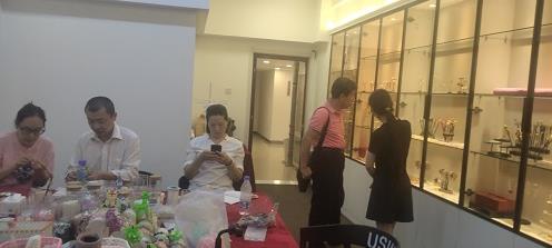 看好手工產(chǎn)品銷售，只為“你”而來 ------ 雄安翟先生專程來手工之家考察合作移動潮品店