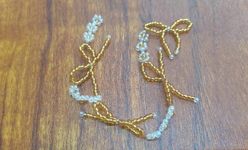 6月14日，可在家做的兼職手工活，想接正規(guī)廠家的手工項(xiàng)目，開飾品手工加工廠，放心在家做手工副業(yè)，與手工之家合作源于大家信任和了解，圖為串珠米珠繡純手工產(chǎn)品剪影