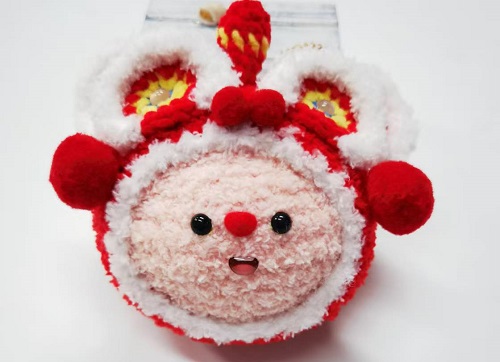 1月18日，在家就能賺錢的工作，兼職手工在家可做，輕資產(chǎn)創(chuàng)業(yè)做手工傳承官，在手工之家，清楚了解讓大家信任和努力，圖為鉤織純手工產(chǎn)品剪影