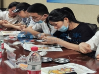 選擇串珠外接手工活，在家做手工活掙錢(qián)成為現(xiàn)實(shí)