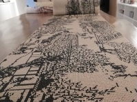 4月13日，想接正規(guī)廠家的手工活，純手工活外發(fā)加工項目，手工之家讓大家了解清楚后才合作，圖為勵志珠珠繡串珠手工產(chǎn)品剪影