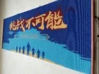 在家做珠繡串珠掙錢，因為這個帶回家做的手工活穩(wěn)定、好做