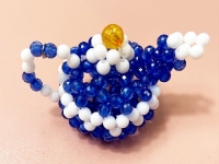 12月24日，靈活就業(yè)手工項(xiàng)目，居家好手工，在手工之家就業(yè)創(chuàng)業(yè)有了新方向，圖為勵(lì)志珠珠繡串珠手工產(chǎn)品剪影