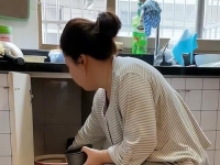 一起養(yǎng)活一家人，靈活就業(yè)創(chuàng)業(yè)的家庭婦女寶媽，在家做手工傳承官一樣掙錢(qián)