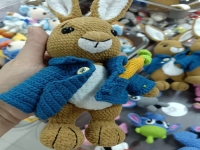 11月28日，在家做手工副業(yè)創(chuàng)業(yè)，手工外發(fā)可靠，開純手工工作室、開手工加工廠，手工之家堅(jiān)持做好純手工事業(yè)的各個(gè)方面，圖為鉤織純手工產(chǎn)品剪影