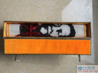 貴州陸女士在家兼職手工活串珠繡賺錢致富奔小康！