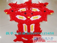 新年新愿望：廣東廣州市加工戶(hù)袁女士希望明年做手工活加工能賺到更多錢(qián)！
