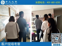 10月13日，想做珠繡串珠手工活外發(fā)加工項目掙錢，對加工人員有什么要求？手工之家接待考察加工客戶剪影