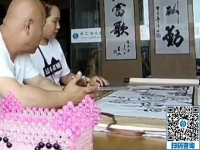 退休夫妻倆一起考察手工活之家，創(chuàng)業(yè)從來與年齡無關(guān)