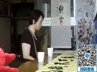 這位美女姐姐到手工活之家考察，對各個(gè)環(huán)節(jié)都咨詢得很到位