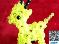 外發(fā)手工活加工，小小繡珠串出一件件精美的手工藝術(shù)品