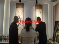 完全是用空閑時間，她這樣在家做珠繡外發(fā)手工活，收入不錯
