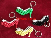 4月2日，做手工活是有技巧的，珠繡可以寄到家做的手工活要好要快就要看看這些，勵志珠珠繡串珠小飾品實拍