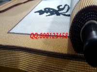 7月31日，可以寄到家做的手工活，實(shí)地考察后，大家都覺(jué)得手工之家的非遺手工珠繡真的不錯(cuò)，圖為勵(lì)志珠珠繡成品細(xì)節(jié)實(shí)拍