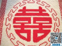 在家利用帶娃之余做珠繡手工活加工，寶媽感到很開心