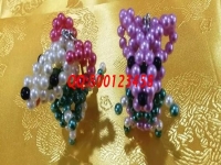 11月26日，不分人群，做珠繡串珠外發(fā)手工活加工項目，大家都選手工之家，圖為勵志珠珠繡串珠成品實拍