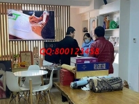 2月24日，在家做手工加工活，手工之家的珠繡串珠外發(fā)手工活，是在家手工活，圖為手工之家接待考察合作加工客戶剪影