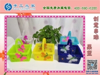 疫情反復(fù)散發(fā)，幸好手里有珠繡外發(fā)手工活可以加工掙錢(qián)